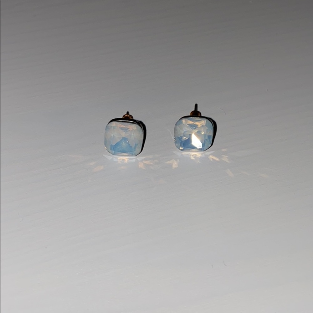Cute earrings!